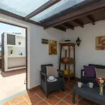 Villa Nikki By Puerto del Carmen (Lanzarote)